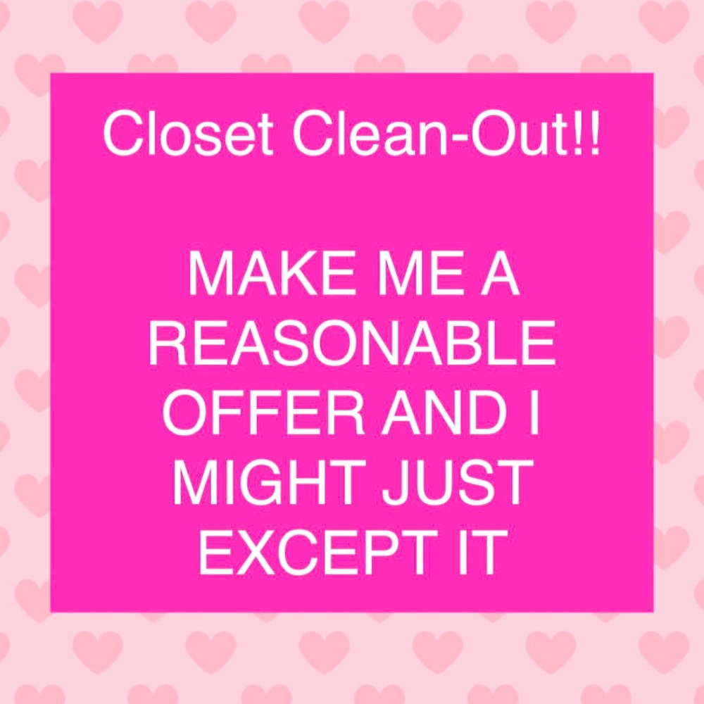 CLOSET CLEANOUT!!